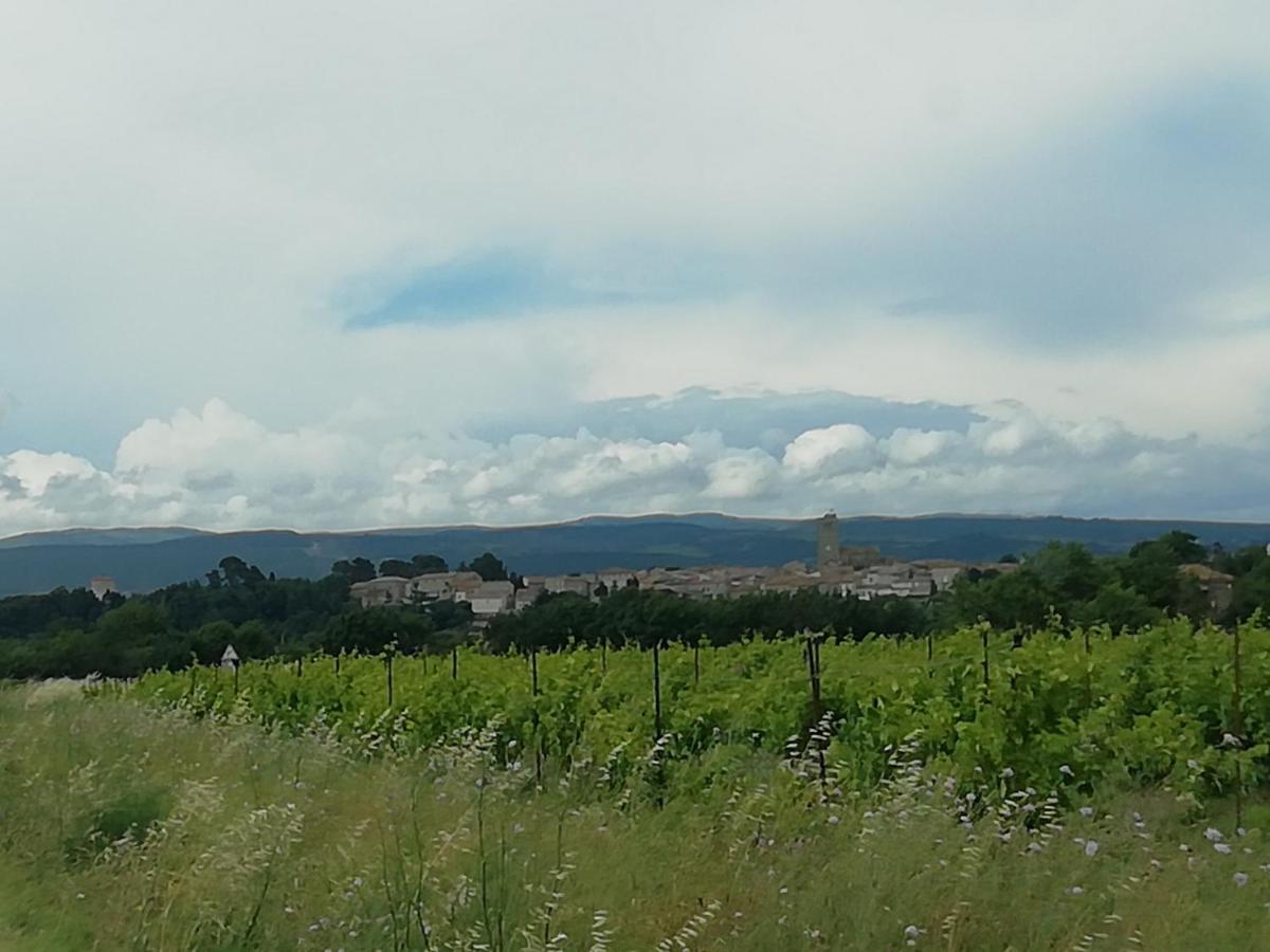 Ancienne caserne du château Azille Extérieur photo